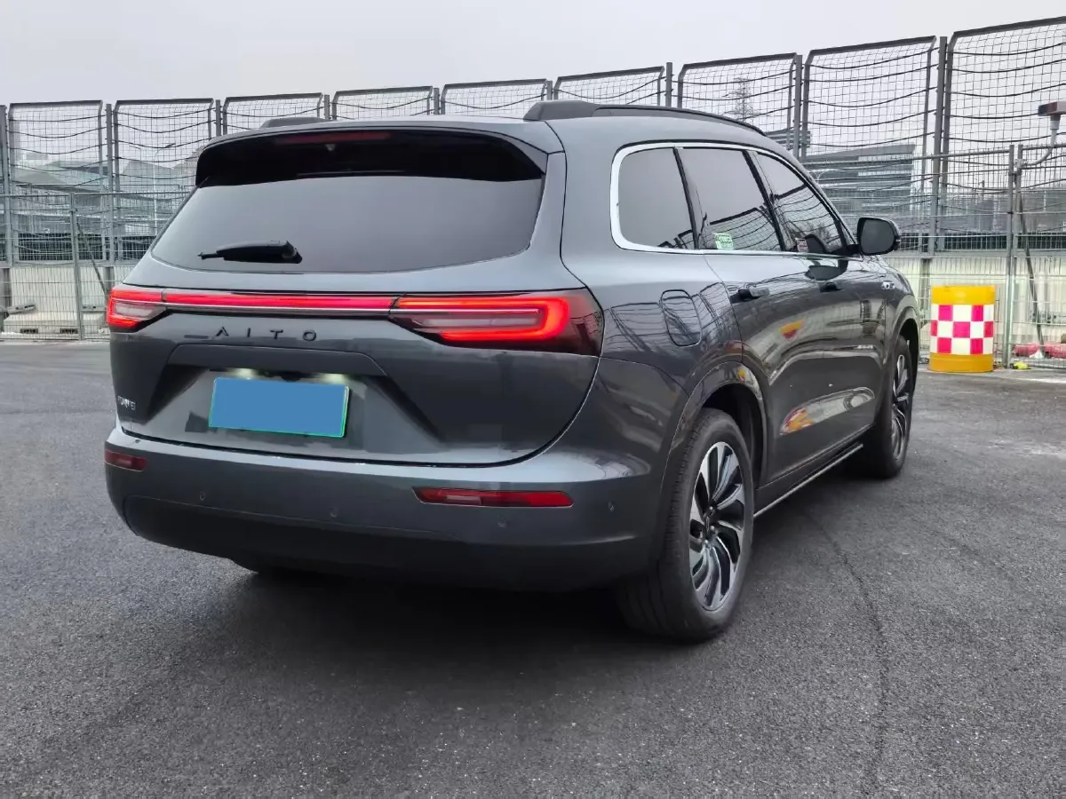 2024 AITO AITO M7 1.5T 152HP L4 REEV 40KWH,autocango,china used car exporter,china ev exporter,chinese used car exporter,chinese used ev exporter