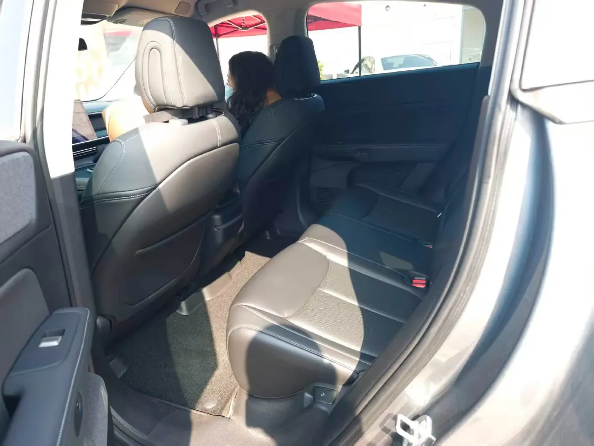 2023 Xpeng G6 BEV 87.5KWH,autocango,china used car exporter,china ev exporter,chinese used car exporter,chinese used ev exporter