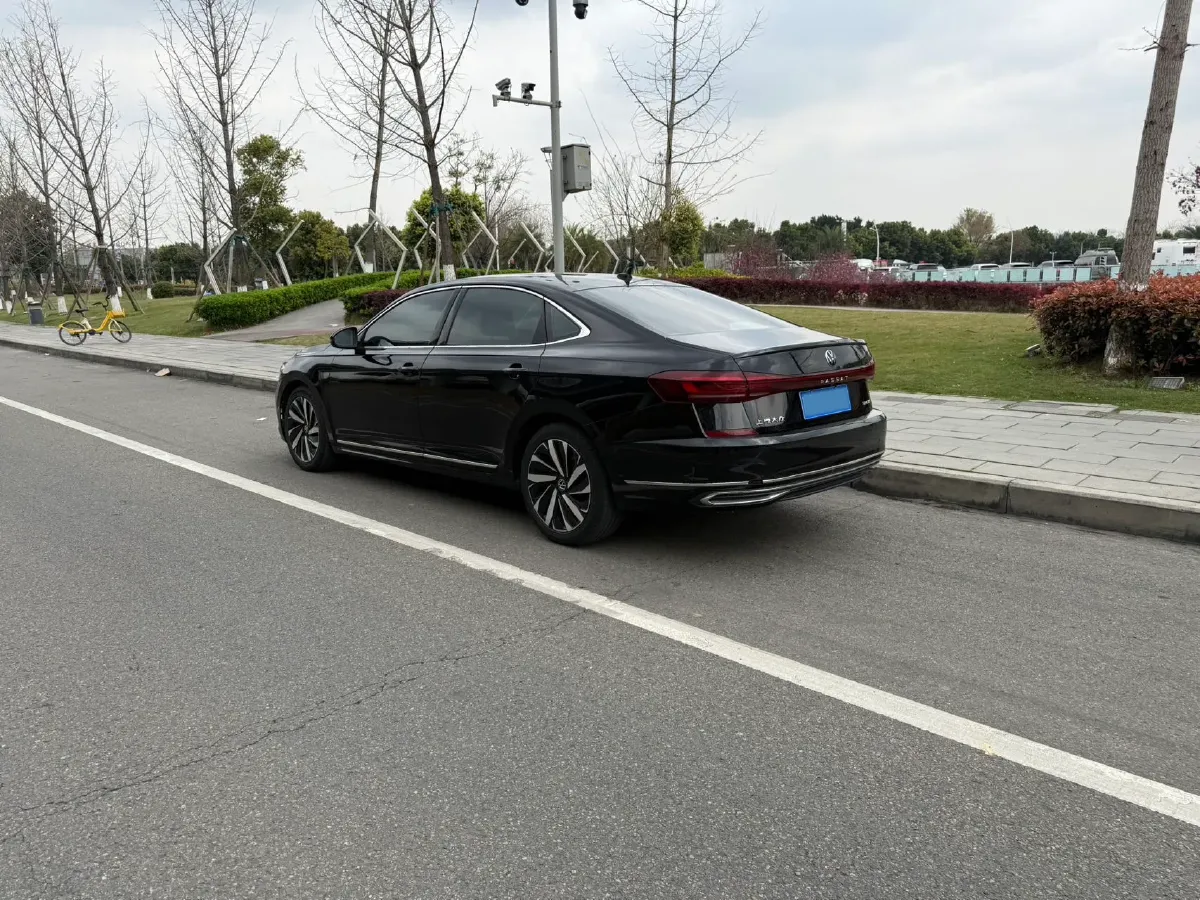 2023 Volkswagen Passat 2.0T 186HP L4 7DCT,autocango,china used car exporter,china ev exporter,chinese used car exporter,chinese used ev exporter