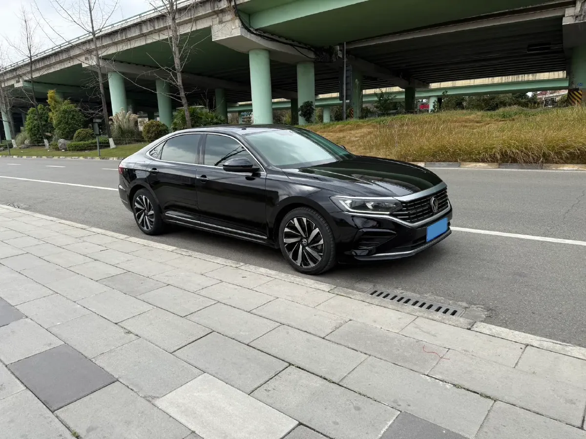 2023 Volkswagen Passat 2.0T 186HP L4 7DCT,autocango,china used car exporter,china ev exporter,chinese used car exporter,chinese used ev exporter