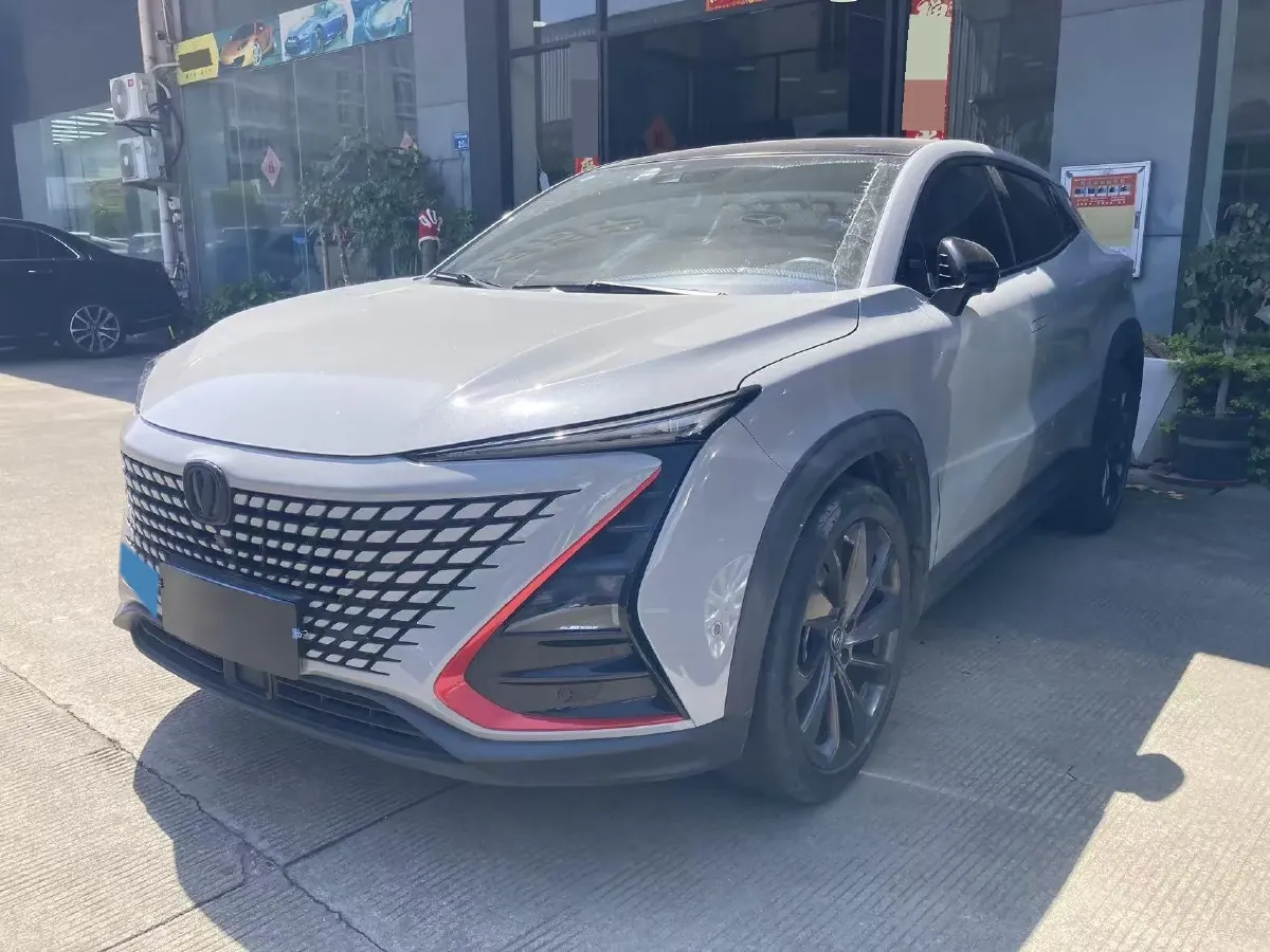 2020 ChangAn UNI-T 1.5T 180HP L4 7DCT,autocango,china used car exporter,china ev exporter,chinese used car exporter,chinese used ev exporter