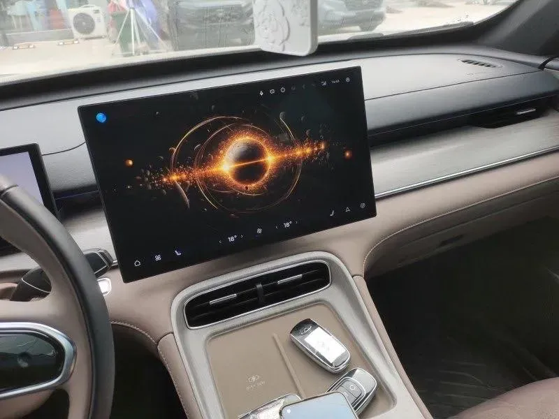 2025 Chery Tiggo 8 Plus 1.6T 197HP L4 7DCT,autocango,china used car exporter,china ev exporter,chinese used car exporter,chinese used ev exporter