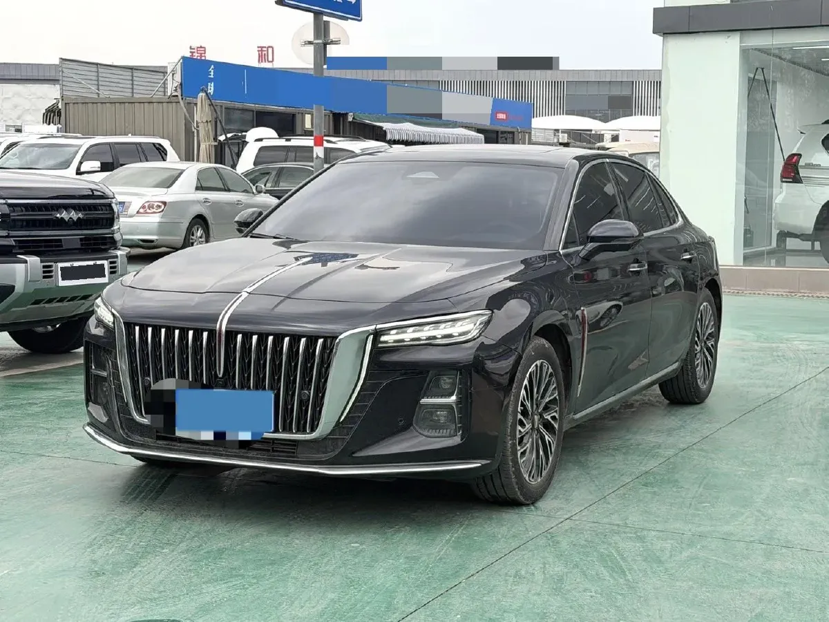 2024 HongQi H5 2.0T 224HP L4 8AT,autocango,china used car exporter,china ev exporter,chinese used car exporter,chinese used ev exporter