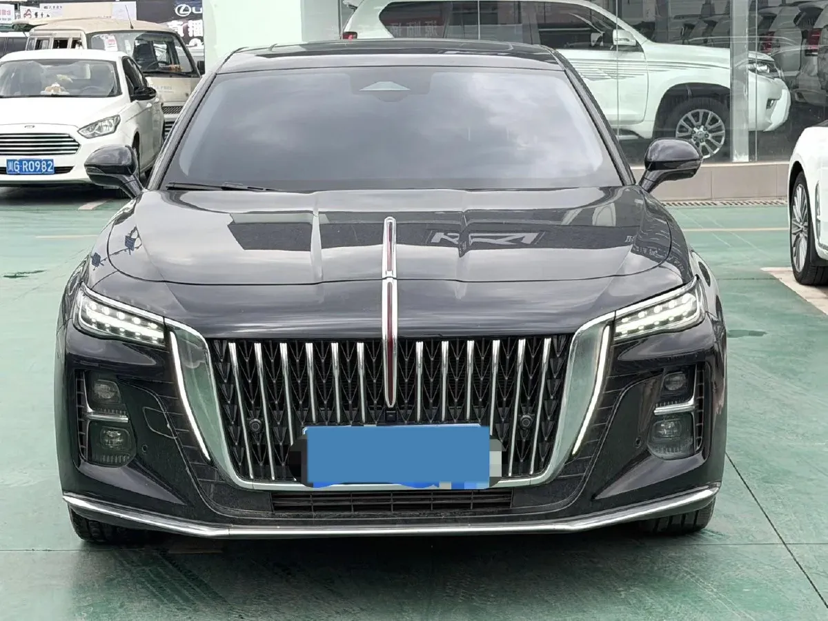 2024 HongQi H5 2.0T 224HP L4 8AT,autocango,china used car exporter,china ev exporter,chinese used car exporter,chinese used ev exporter
