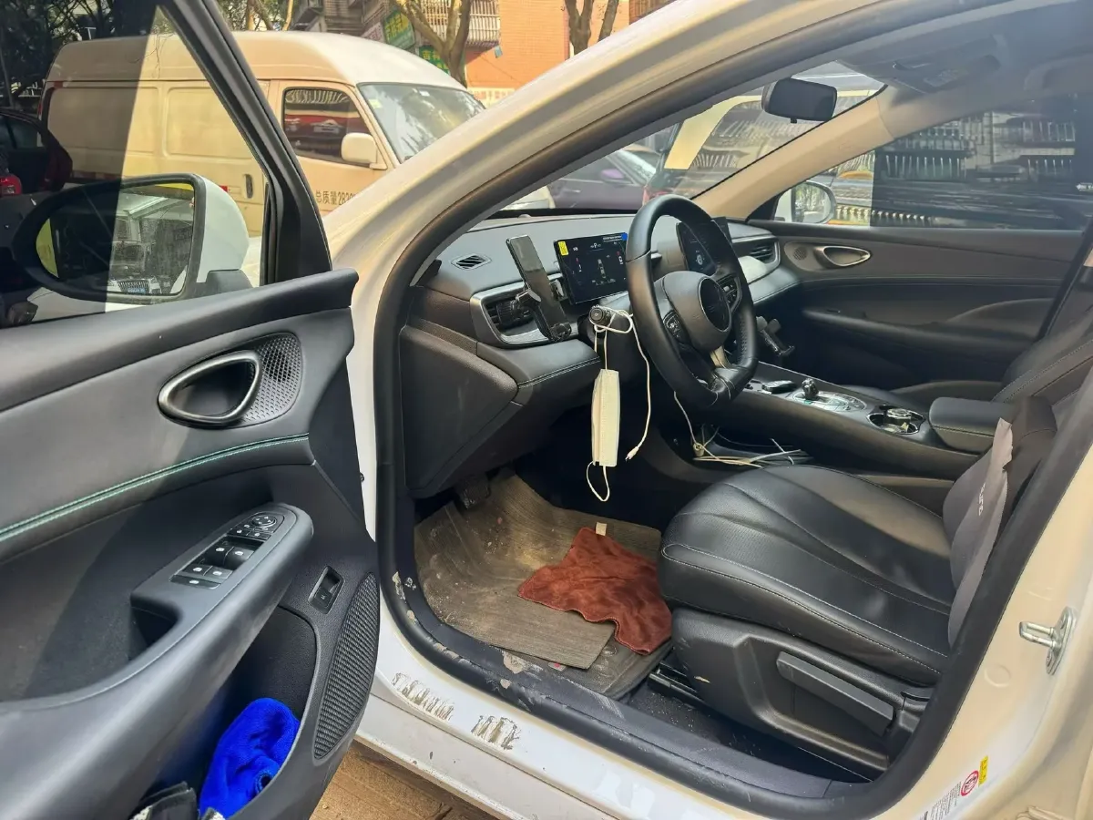 2025 BYD Seal05 DM-i 1.5L 101HP L4 E-CVT PHEV 7.68KWH,autocango,china used car exporter,china ev exporter,chinese used car exporter,chinese used ev exporter