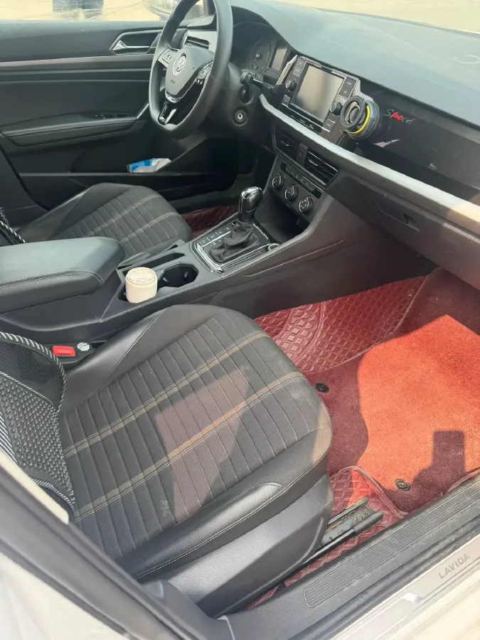 2018 Skoda Karoq 1.4T 150HP L4 7DCT,autocango,china used car exporter,china ev exporter,chinese used car exporter,chinese used ev exporter