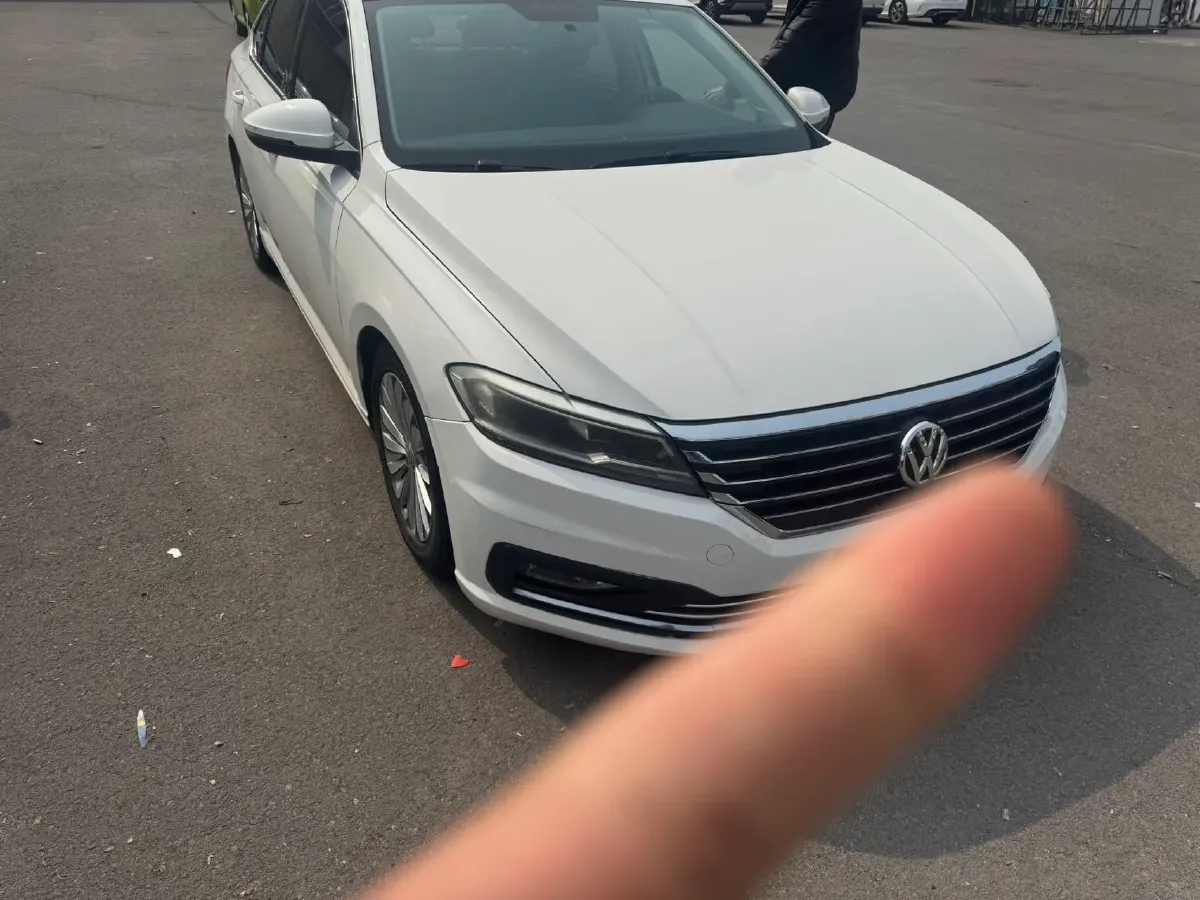 2018 Skoda Karoq 1.4T 150HP L4 7DCT,autocango,china used car exporter,china ev exporter,chinese used car exporter,chinese used ev exporter