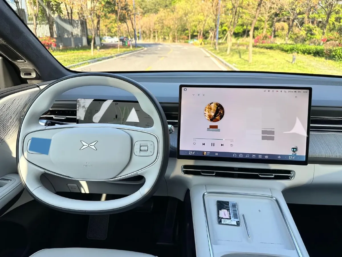 2025 Xpeng G6 BEV 68.5KWH,autocango,china used car exporter,china ev exporter,chinese used car exporter,chinese used ev exporter