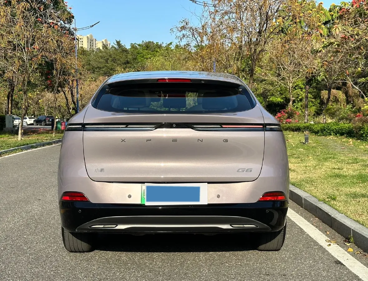 2025 Xpeng G6 BEV 68.5KWH,autocango,china used car exporter,china ev exporter,chinese used car exporter,chinese used ev exporter