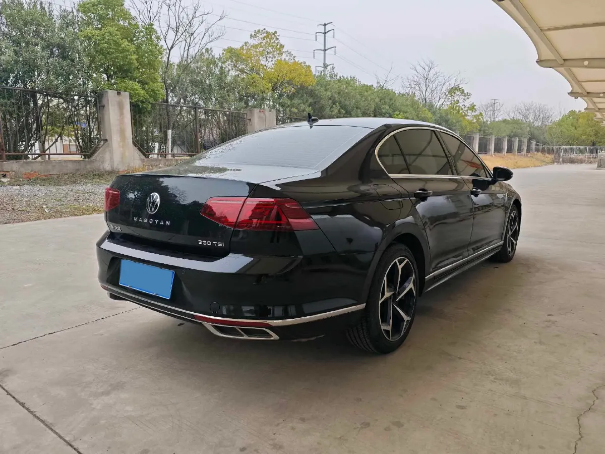 2023 Volkswagen Magotan 2.0T 186HP L4 7DCT,autocango,china used car exporter,china ev exporter,chinese used car exporter,chinese used ev exporter