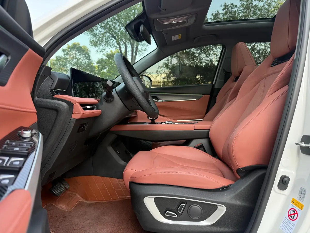 2025 ChangAn CS75 Plus 1.5T 188HP L4 8AT,autocango,china used car exporter,china ev exporter,chinese used car exporter,chinese used ev exporter