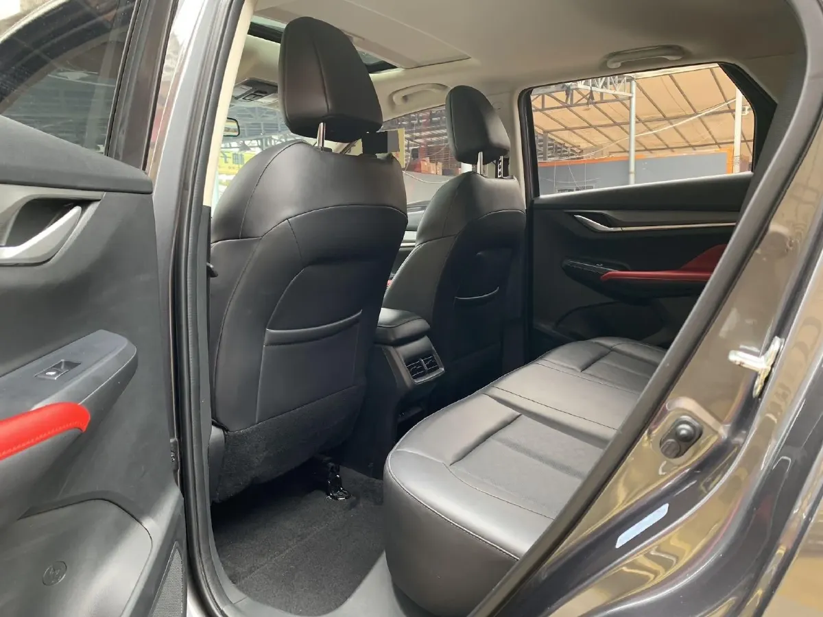 2021 ChangAn CS55 Plus 1.5T 180HP L4 7DCT,autocango,china used car exporter,china ev exporter,chinese used car exporter,chinese used ev exporter