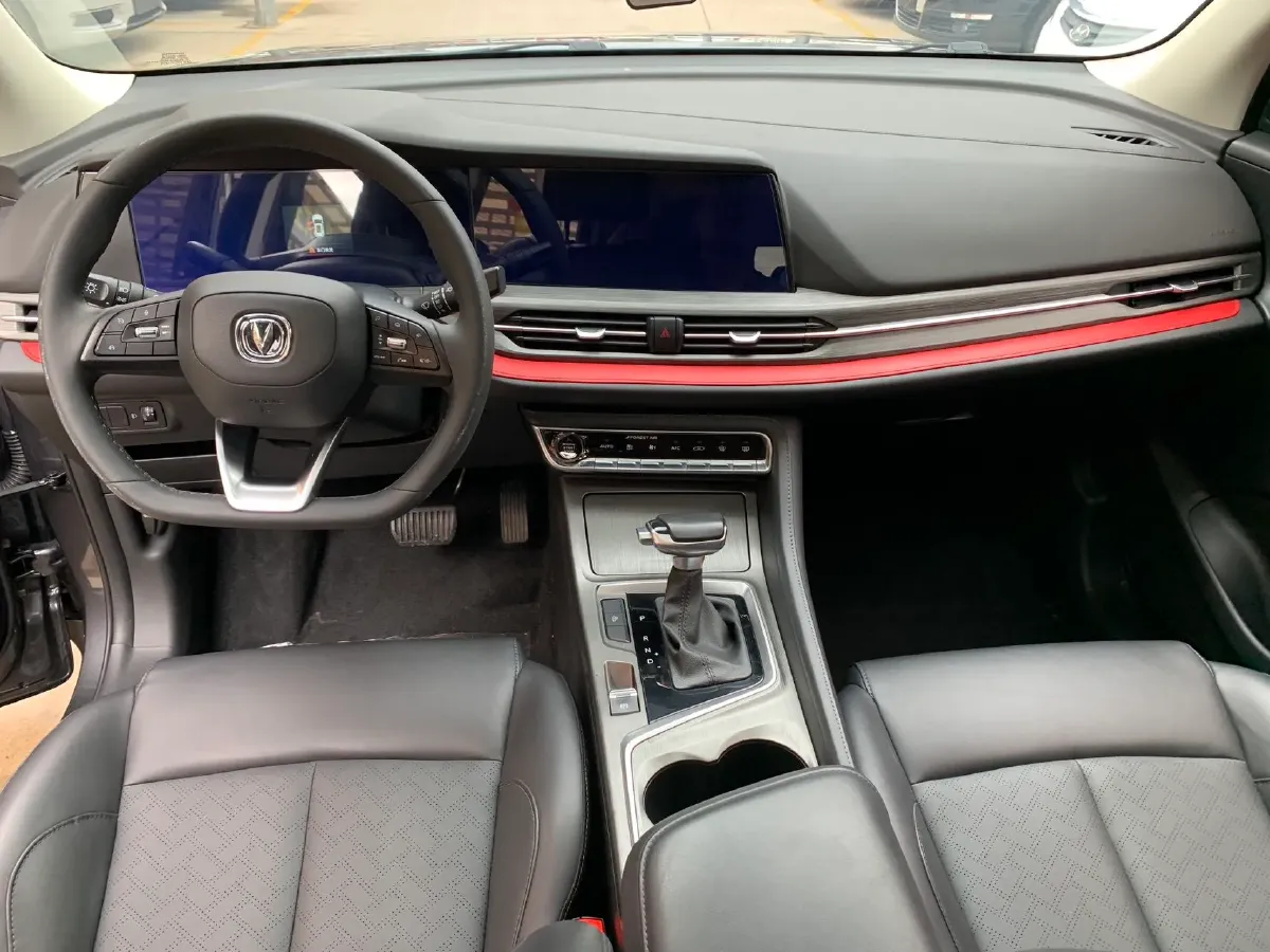 2021 ChangAn CS55 Plus 1.5T 180HP L4 7DCT,autocango,china used car exporter,china ev exporter,chinese used car exporter,chinese used ev exporter