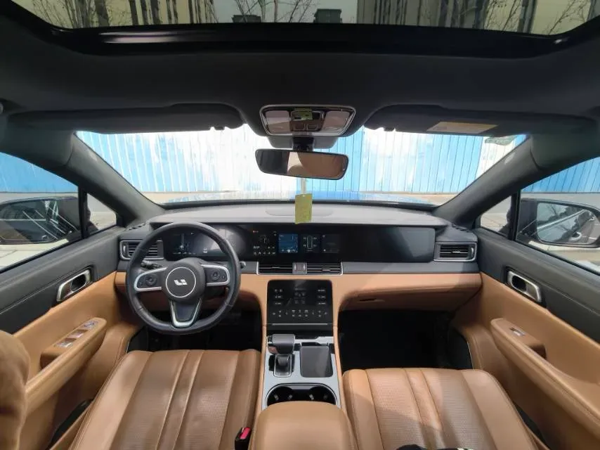 2020 Li ONE Range Extended 131HP REEV 40.5KWH,autocango,china used car exporter,china ev exporter,chinese used car exporter,chinese used ev exporter