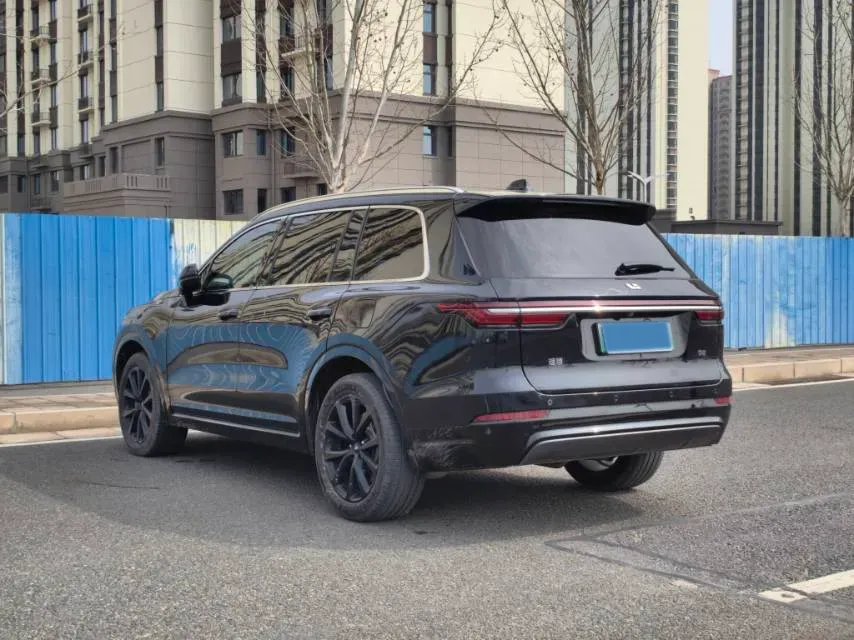 2020 Li ONE Range Extended 131HP REEV 40.5KWH,autocango,china used car exporter,china ev exporter,chinese used car exporter,chinese used ev exporter