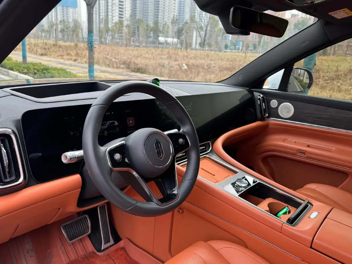 2024 AITO AITO M9 1.5T 152HP L4 REEV 42KWH,autocango,china used car exporter,china ev exporter,chinese used car exporter,chinese used ev exporter