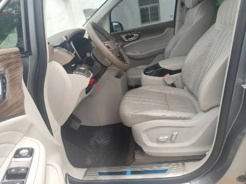 2022 Roewe iMAX8 BEV 90KWH,autocango,china used car exporter,china ev exporter,chinese used car exporter,chinese used ev exporter