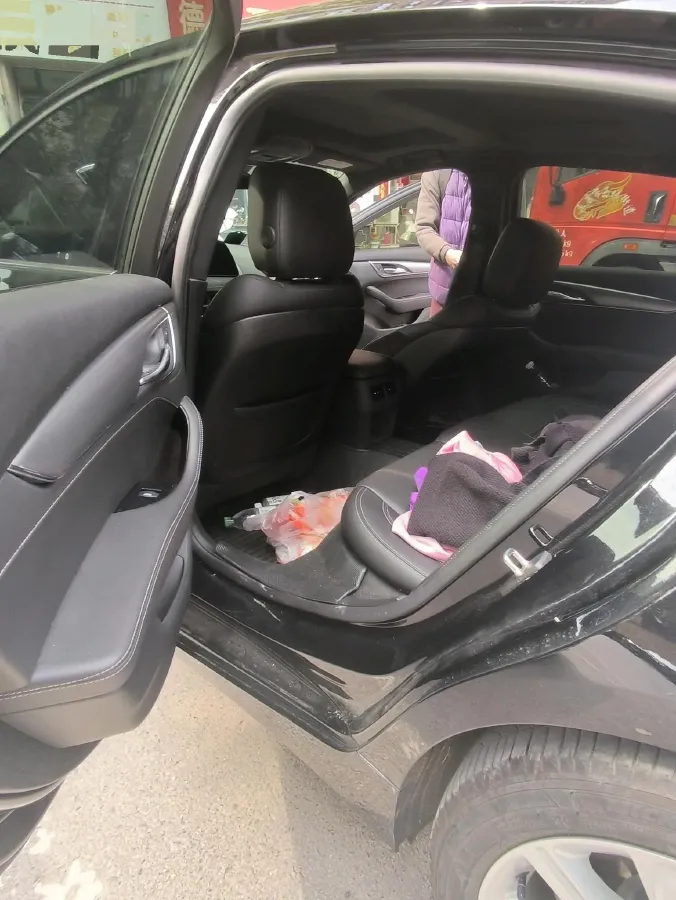 2024 Cadillac CT5 2.0T 237HP L4 10AT,autocango,china used car exporter,china ev exporter,chinese used car exporter,chinese used ev exporter