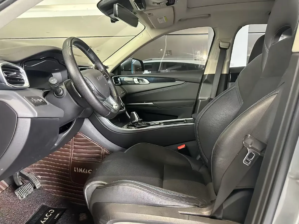 2019 LYNK&CO 01 EM-P 1.5T 180HP L3 7DCT PHEV 9.4KWH,autocango,china used car exporter,china ev exporter,chinese used car exporter,chinese used ev exporter