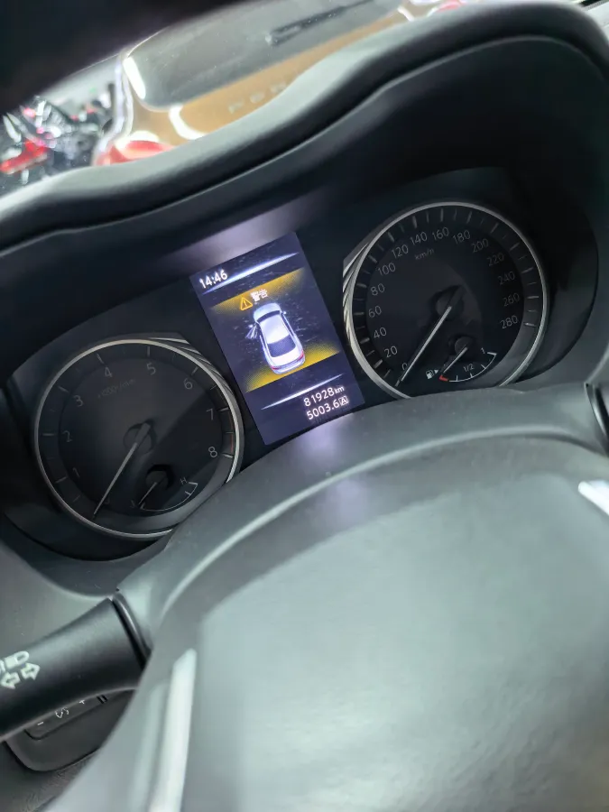 2018 Jeep Grand Commander 2.0T 265HP L4 9AT,autocango,china used car exporter,china ev exporter,chinese used car exporter,chinese used ev exporter