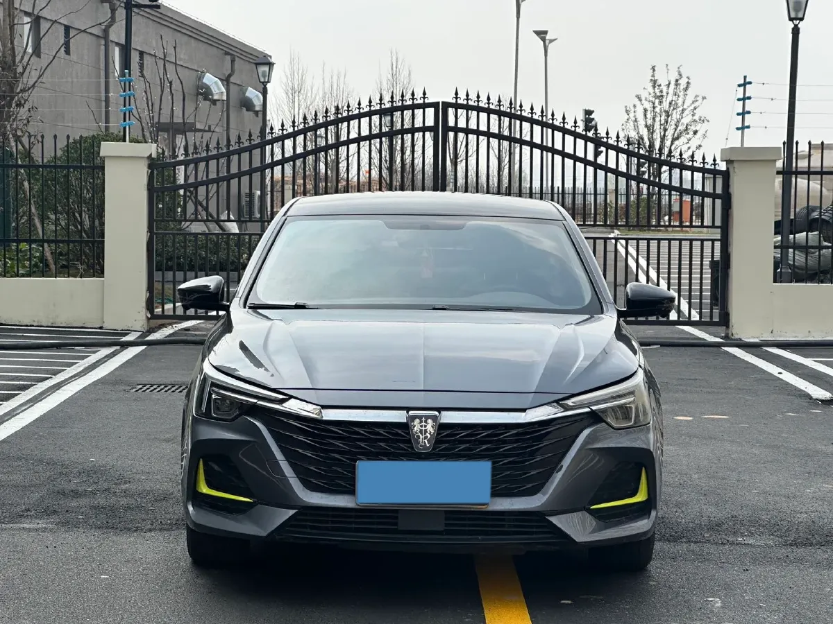 2020 Roewe i6 MAX 1.5T 173HP L4 7DCT,autocango,china used car exporter,china ev exporter,chinese used car exporter,chinese used ev exporter