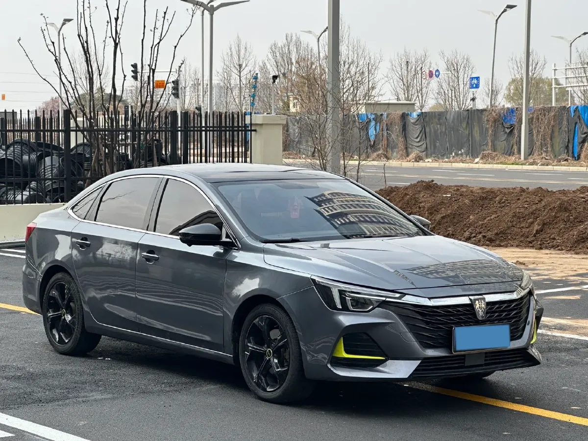 2020 Roewe i6 MAX 1.5T 173HP L4 7DCT,autocango,china used car exporter,china ev exporter,chinese used car exporter,chinese used ev exporter