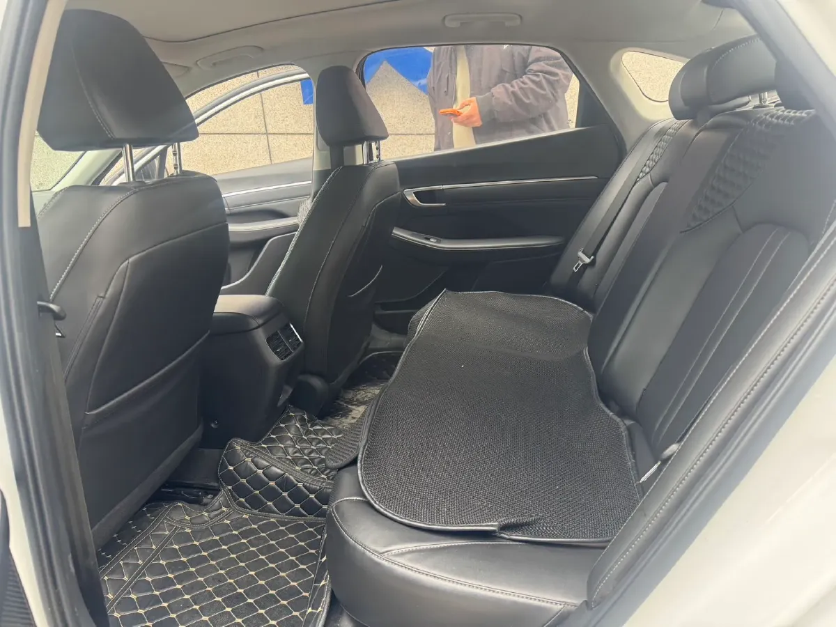 2020 Hyundai Sonata 1.5T 170HP L4 7DCT,autocango,china used car exporter,china ev exporter,chinese used car exporter,chinese used ev exporter