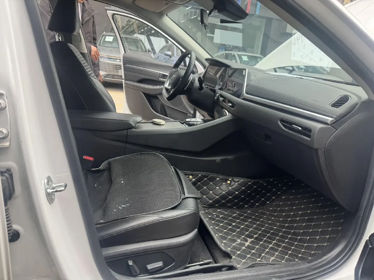 2020 Hyundai Sonata 1.5T 170HP L4 7DCT,autocango,china used car exporter,china ev exporter,chinese used car exporter,chinese used ev exporter