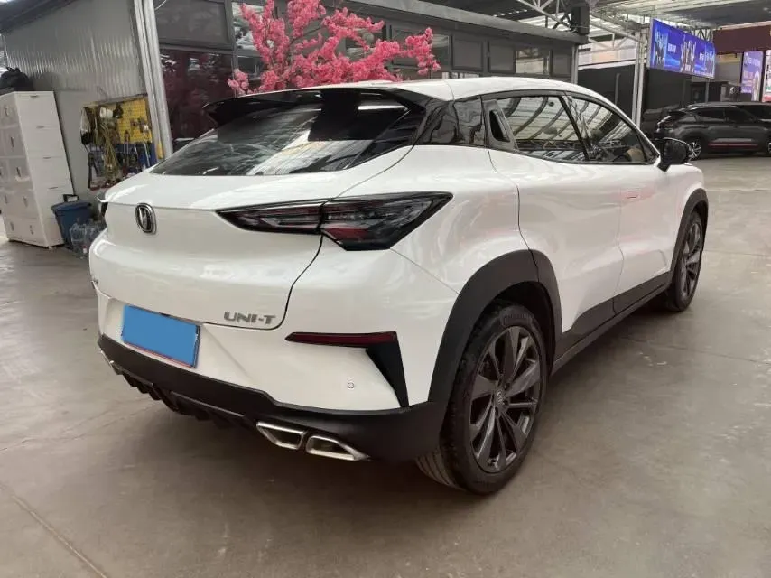 2020 ChangAn UNI-T 1.5T 180HP L4 7DCT,autocango,china used car exporter,china ev exporter,chinese used car exporter,chinese used ev exporter