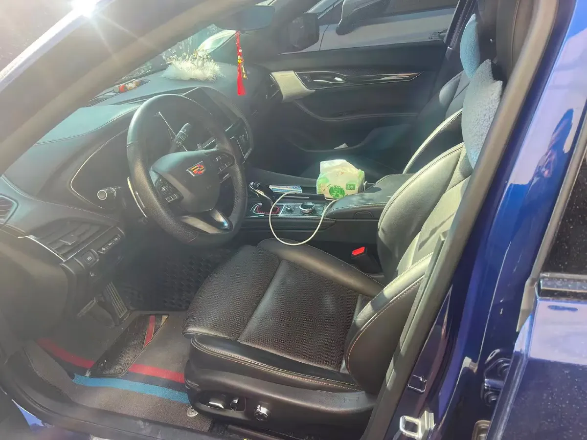 2024 Cadillac CT5 2.0T 237HP L4 10AT,autocango,china used car exporter,china ev exporter,chinese used car exporter,chinese used ev exporter