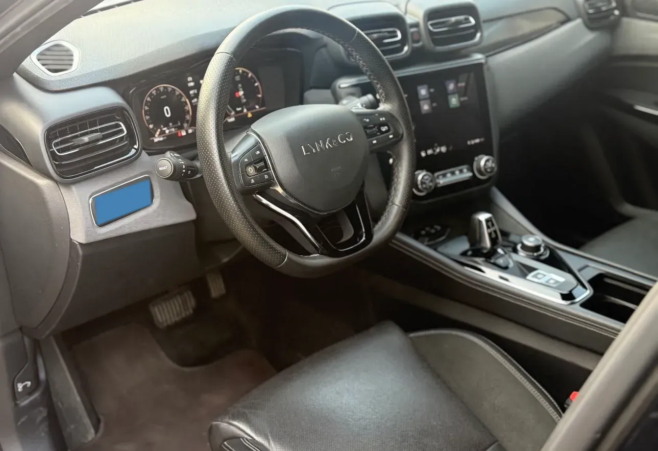 2019 LYNK&CO 03 2.0T 254HP L4 8AT,autocango,china used car exporter,china ev exporter,chinese used car exporter,chinese used ev exporter