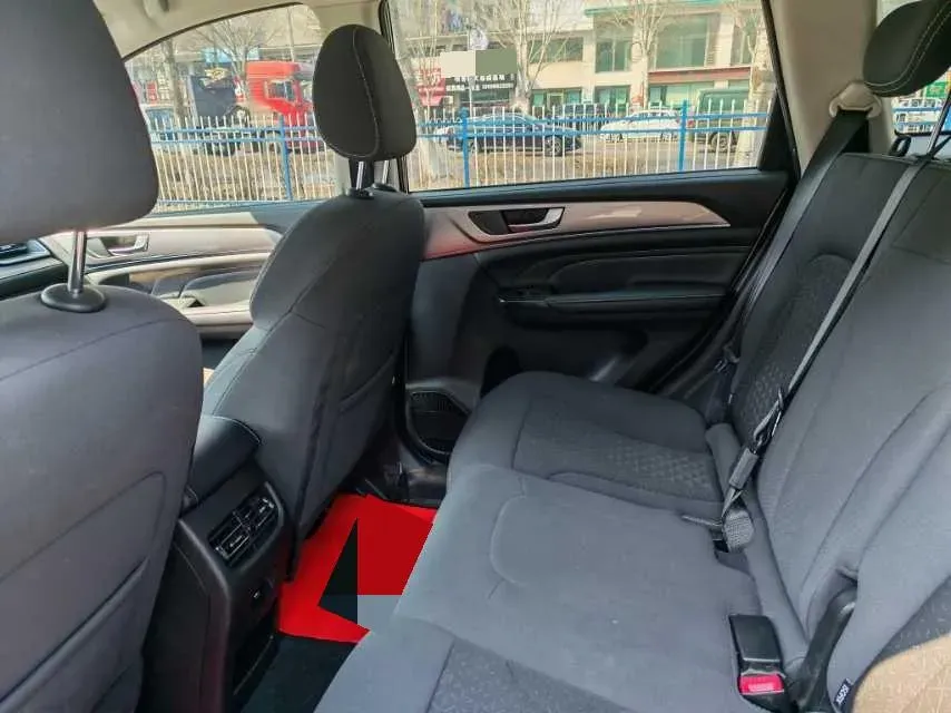 2021 Haval M6 1.5T 150HP L4 7DCT,autocango,china used car exporter,china ev exporter,chinese used car exporter,chinese used ev exporter