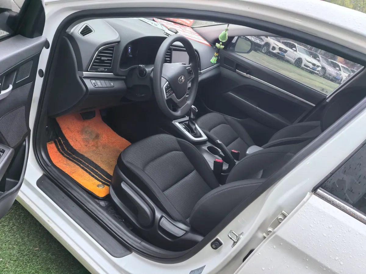 2016 Hyundai Elantra 1.6L 130HP L4 6AT,autocango,china used car exporter,china ev exporter,chinese used car exporter,chinese used ev exporter