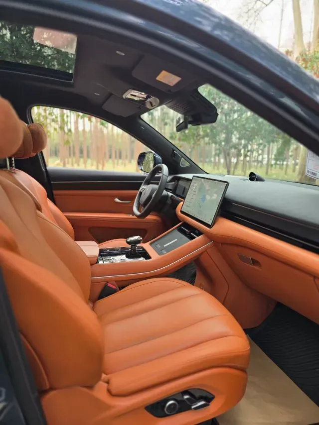 2024 AITO AITO M7 1.5T 152HP L4 REEV 42KWH,autocango,china used car exporter,china ev exporter,chinese used car exporter,chinese used ev exporter