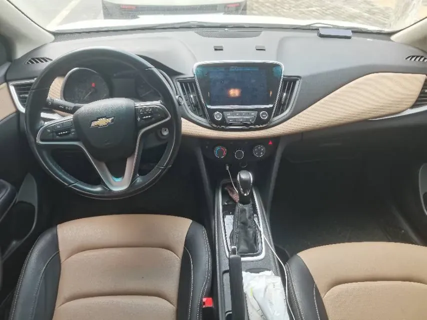 2022 Chevrolet Monza 1.5L 113HP L4 6AT,autocango,china used car exporter,china ev exporter,chinese used car exporter,chinese used ev exporter