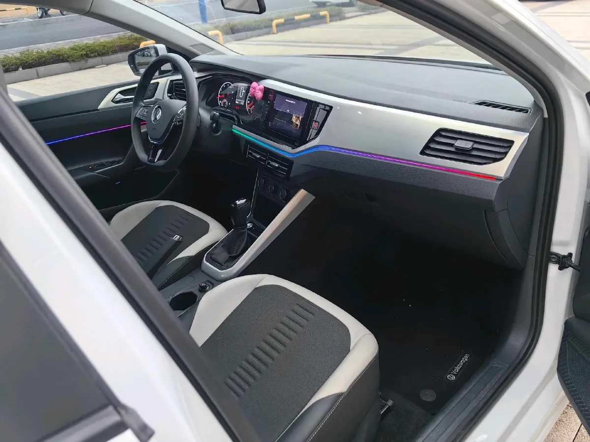 2023 Volkswagen Polo 1.5L 113HP L4 6AT,autocango,china used car exporter,china ev exporter,chinese used car exporter,chinese used ev exporter