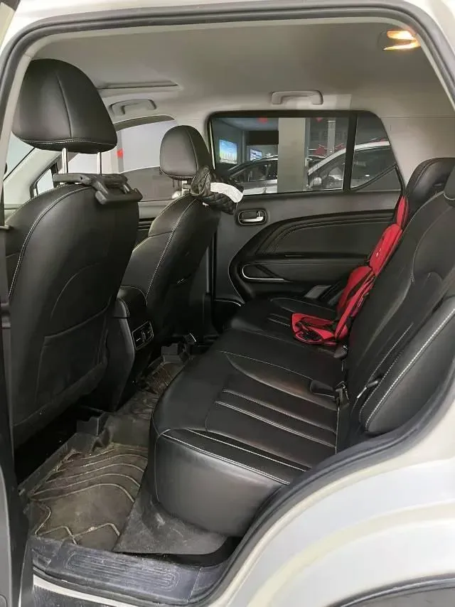 2021 GAC Trumpchi GS3 1.5T 169HP L4 6AT,autocango,china used car exporter,china ev exporter,chinese used car exporter,chinese used ev exporter