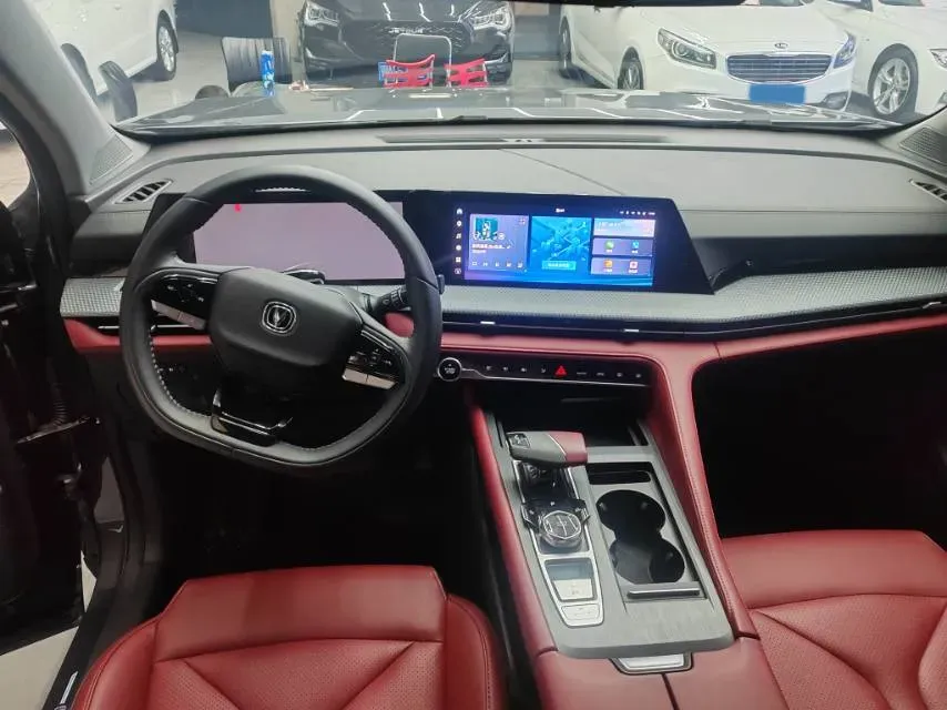 2022 ChangAn CS75 Plus 1.5T 188HP L4 8AT,autocango,china used car exporter,china ev exporter,chinese used car exporter,chinese used ev exporter