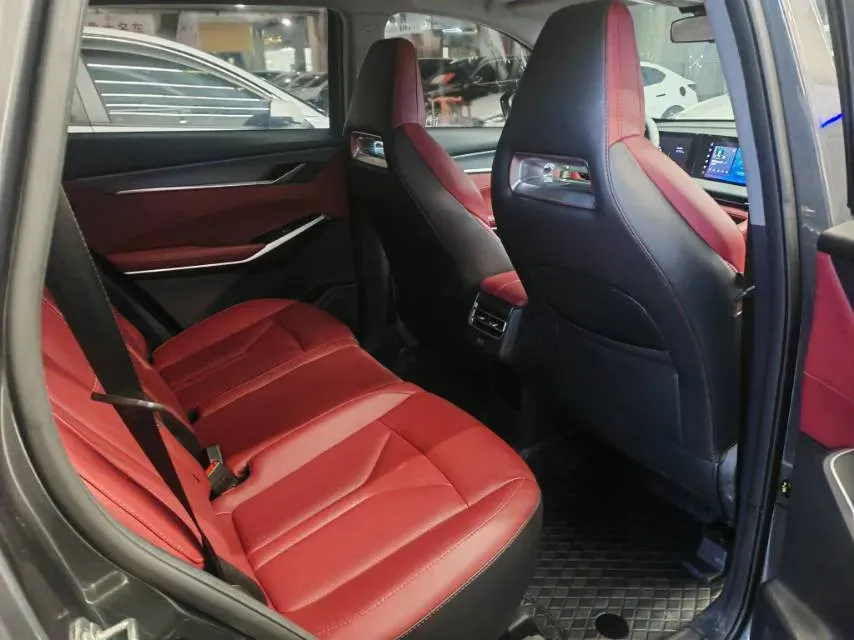 2022 ChangAn CS75 Plus 1.5T 188HP L4 8AT,autocango,china used car exporter,china ev exporter,chinese used car exporter,chinese used ev exporter