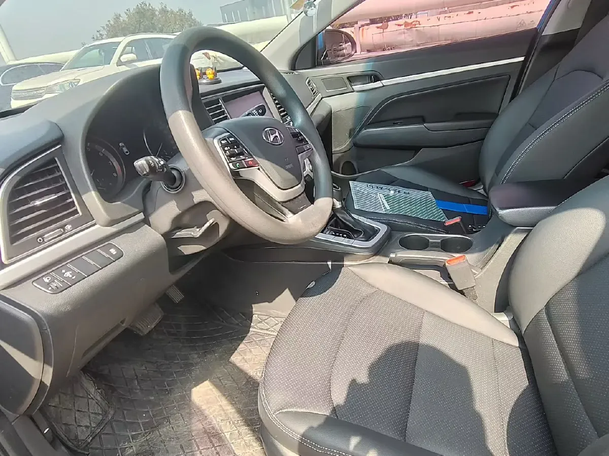 2016 Hyundai Elantra 1.6L 130HP L4 6AT,autocango,china used car exporter,china ev exporter,chinese used car exporter,chinese used ev exporter
