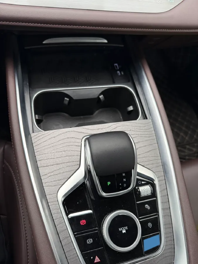 2024 Chery Tiggo 8 Plus 2.0T 254HP L4 7DCT,autocango,china used car exporter,china ev exporter,chinese used car exporter,chinese used ev exporter