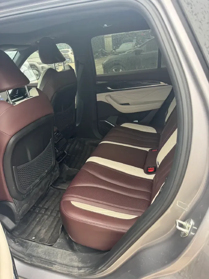 2021 Geely Monjaro 2.0T 218HP L4 7DCT,autocango,china used car exporter,china ev exporter,chinese used car exporter,chinese used ev exporter