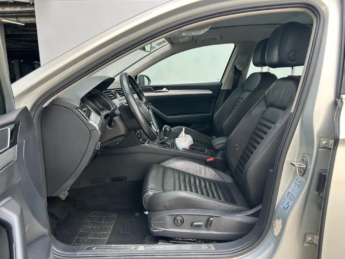 2019 Chevrolet Malibu XL 2.0T 241HP L4 9AT,autocango,china used car exporter,china ev exporter,chinese used car exporter,chinese used ev exporter