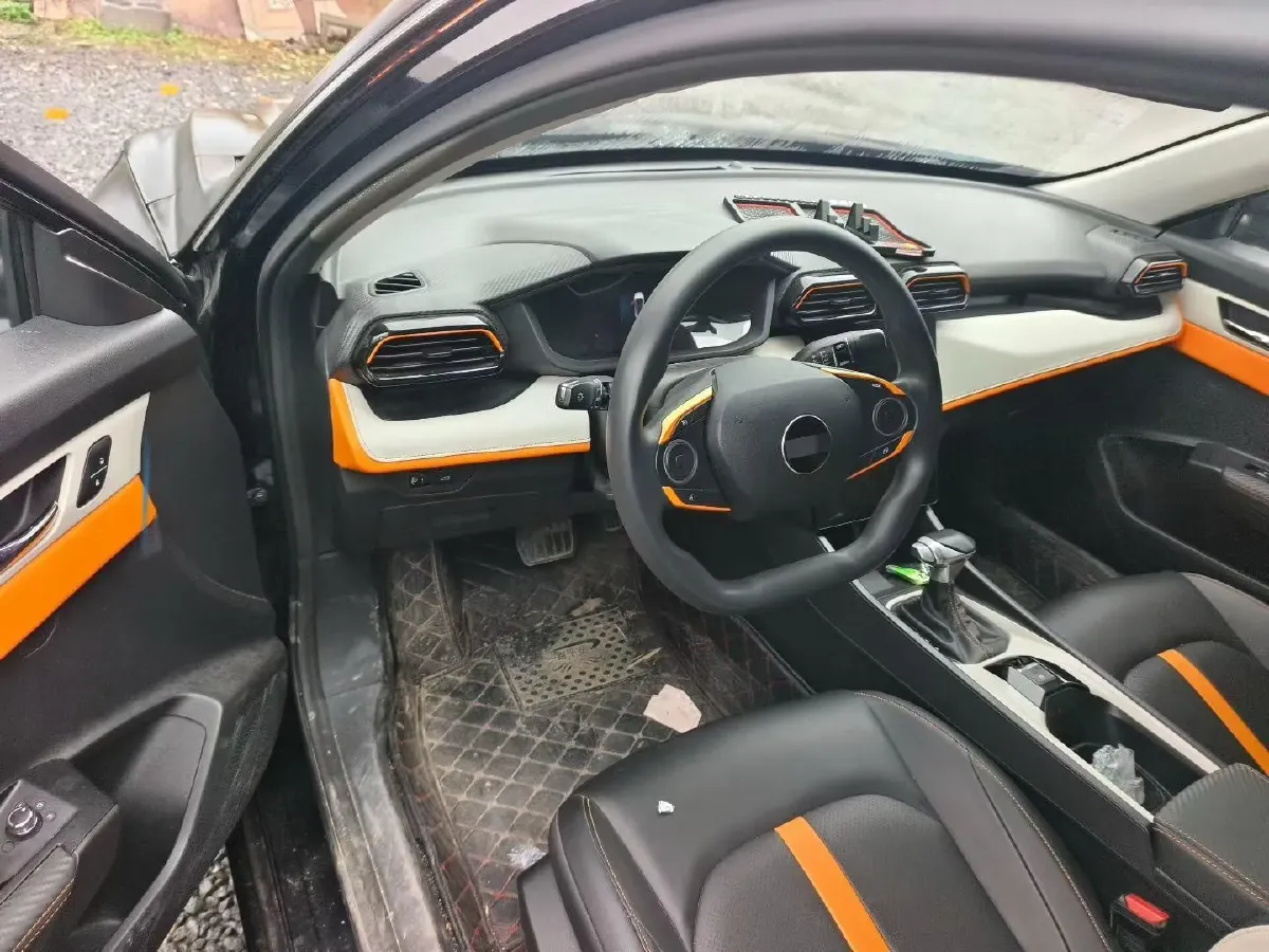 2023 DongFeng Aeolus YiXuan 1.5L 125HP L4 6DCT,autocango,china used car exporter,china ev exporter,chinese used car exporter,chinese used ev exporter