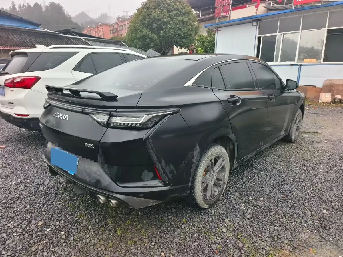 2023 DongFeng Aeolus YiXuan 1.5L 125HP L4 6DCT,autocango,china used car exporter,china ev exporter,chinese used car exporter,chinese used ev exporter