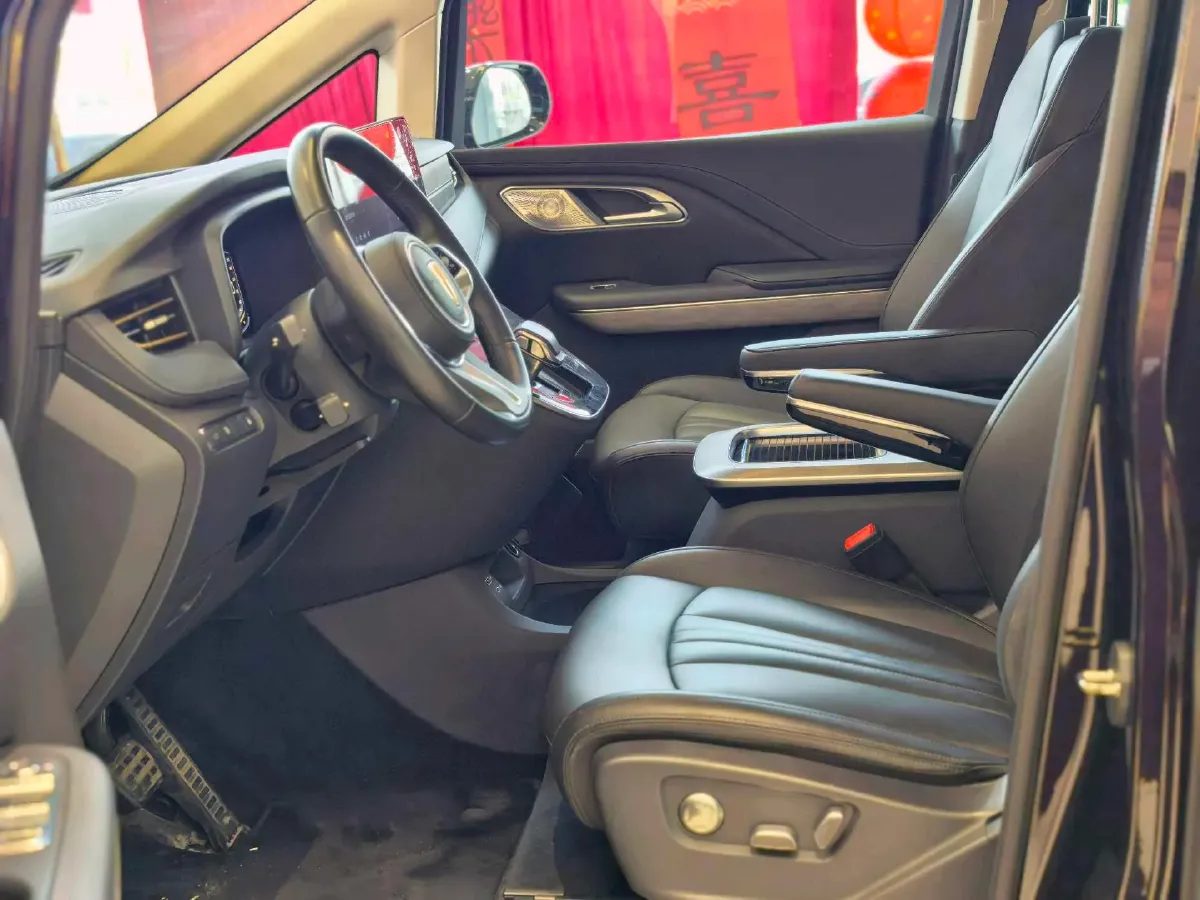 2024 HongQi HQ9 2.0T 163HP L4 1DHT PHEV 20.14KWH,autocango,china used car exporter,china ev exporter,chinese used car exporter,chinese used ev exporter