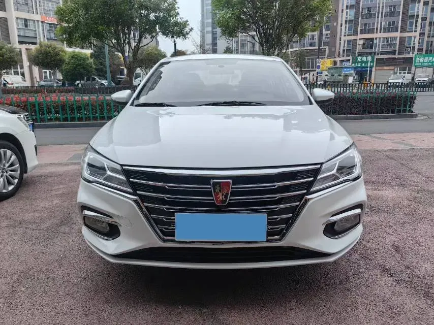 2020 Roewe i5 1.5L 120HP L4 CVT,autocango,china used car exporter,china ev exporter,chinese used car exporter,chinese used ev exporter