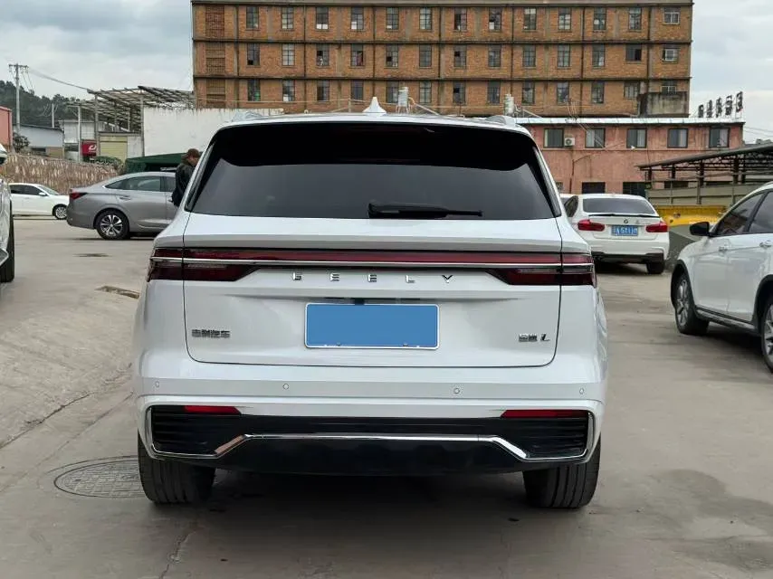 2023 Geely Monjaro 2.0T 238HP L4 8AT,autocango,china used car exporter,china ev exporter,chinese used car exporter,chinese used ev exporter