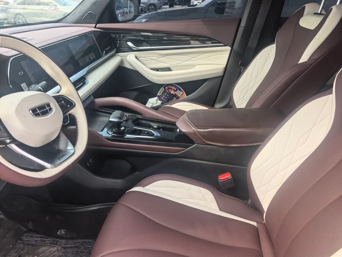 2021 Geely Monjaro 2.0T 218HP L4 7DCT,autocango,china used car exporter,china ev exporter,chinese used car exporter,chinese used ev exporter