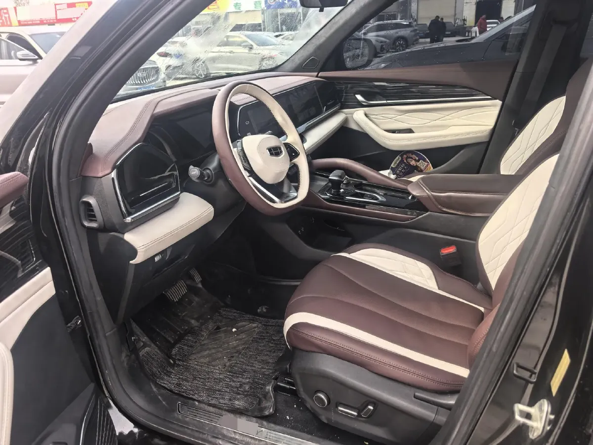 2021 Geely Monjaro 2.0T 218HP L4 7DCT,autocango,china used car exporter,china ev exporter,chinese used car exporter,chinese used ev exporter